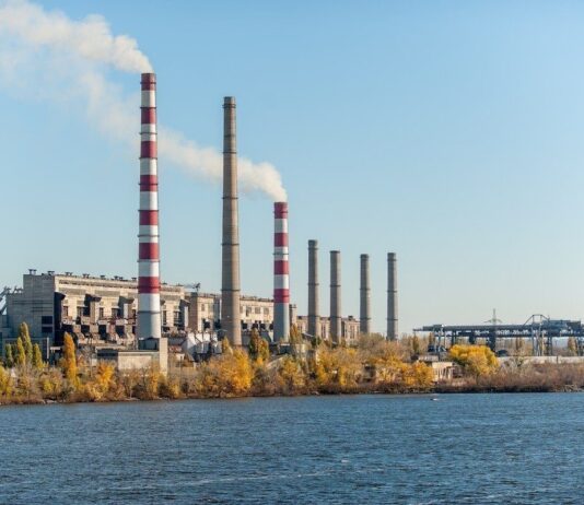 Промисловість в Дніпрі та способи зменшення негативних наслідків