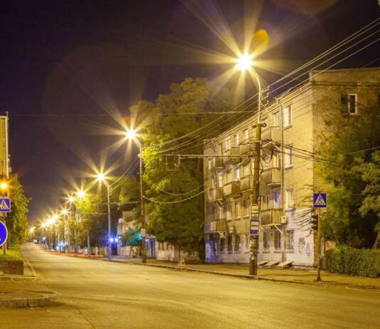 Сміттєвий терорист на проспекті Поля