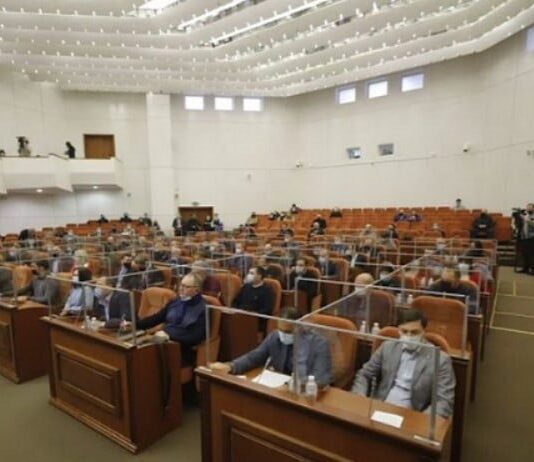 Понад 600 підприємств Дніпра зобов’яжуть встановити спеціальні пристрої для моніторингу шкідливих викидів мерія