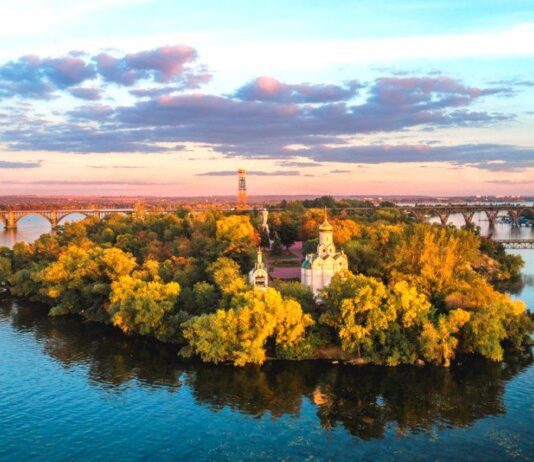Найтаємничіша пам’ятка Дніпра – Монастирській острів