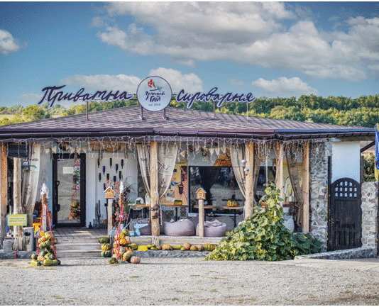 Сир, життя і надія: історія ферми “Зелений Гай”